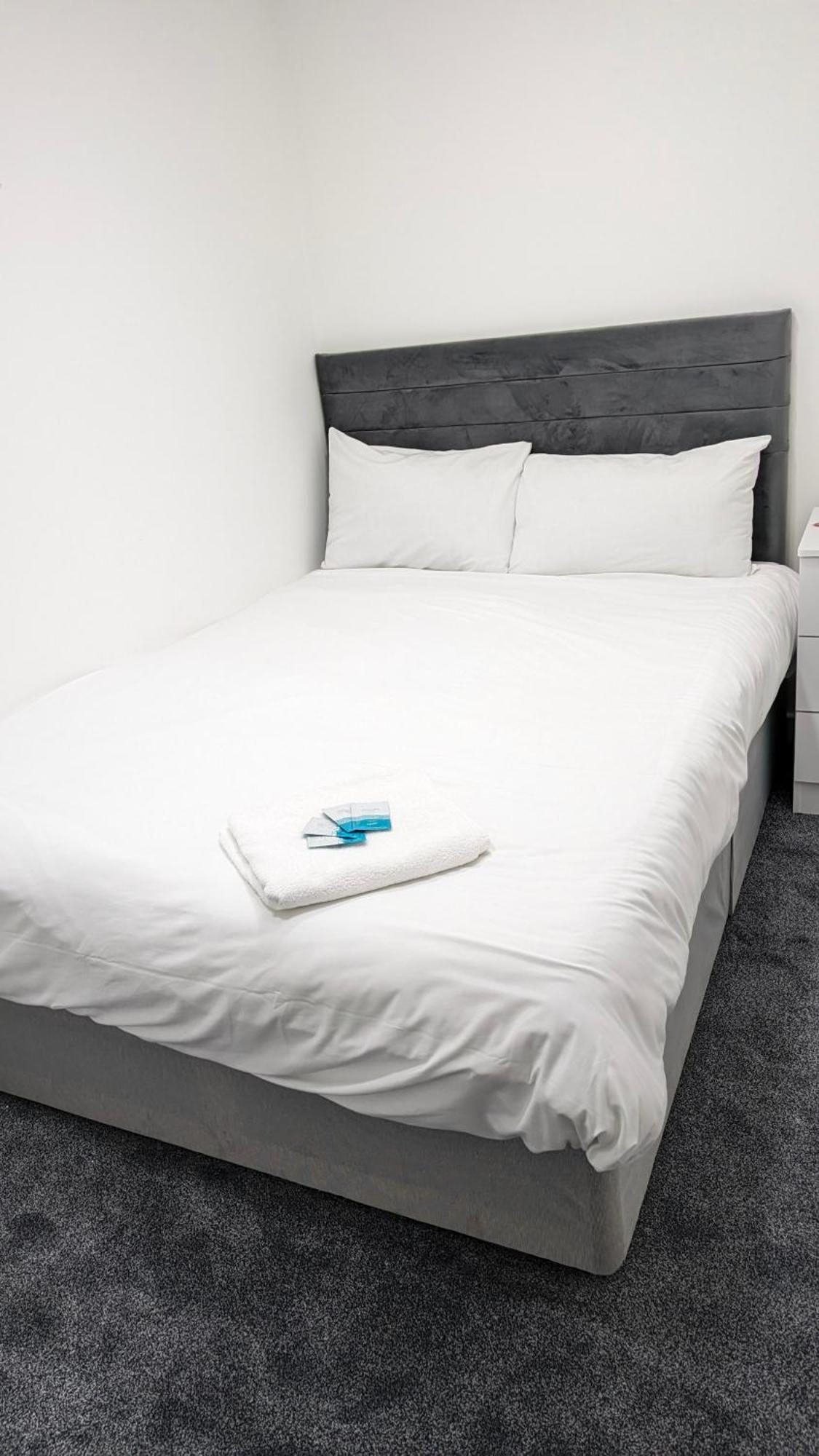 Cosy Rooms Ілфорд Екстер'єр фото