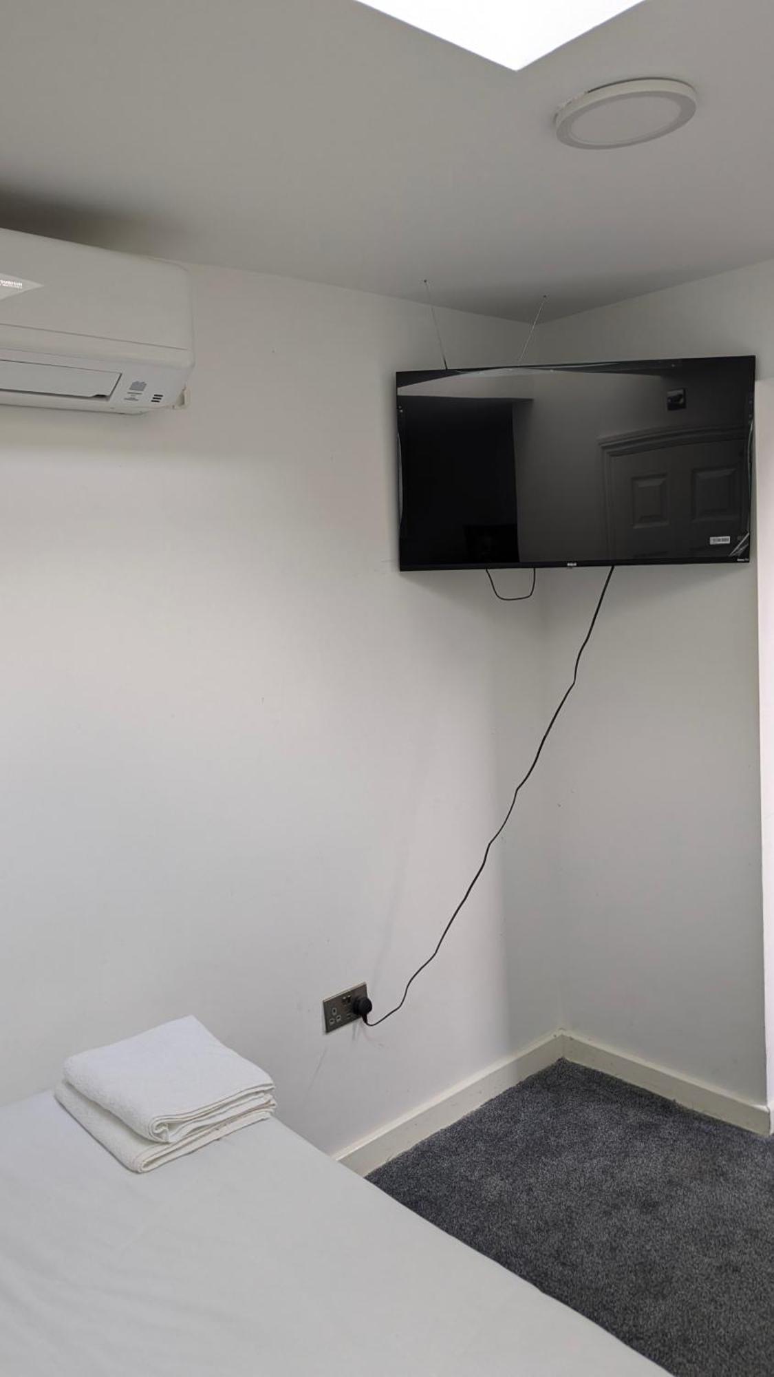 Cosy Rooms Ілфорд Екстер'єр фото